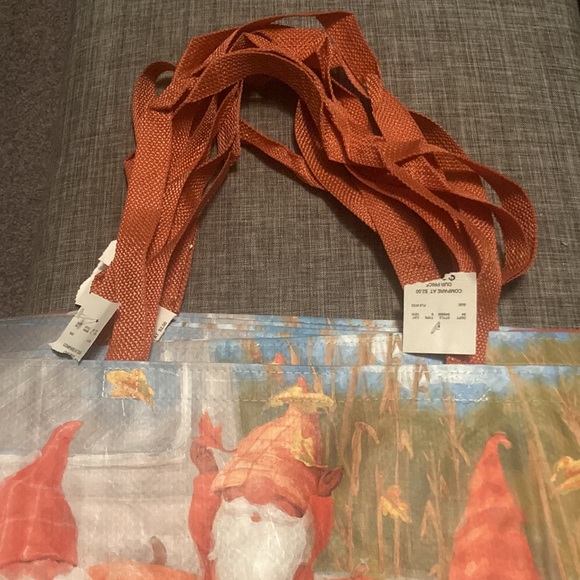 COPY - Reusable gnome fall bags Brand new never used set a five - Picture 3 of 4